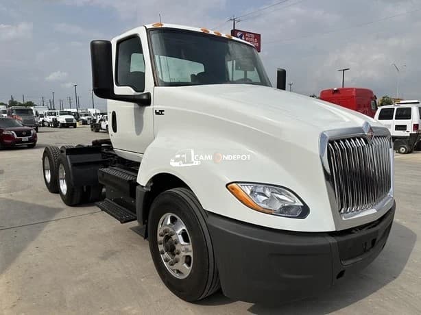 2020 INTERNATIONAL LT Day Cab Trucks