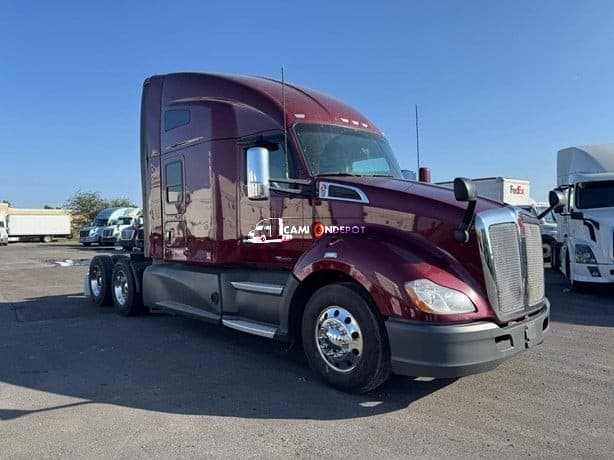 2019 KENWORTH T680 Sleeper Trucks