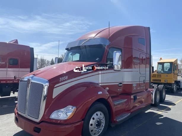 2022 Kenworth T680 Sleeper Trucks
