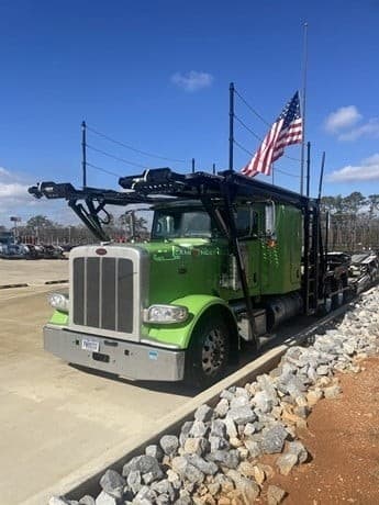 2020 Peterbilt 389 Car Hauler Trucks
