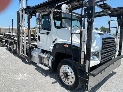 2018 Freightliner 114SD Car Hauler Trucks