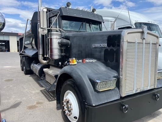 1996 Kenworth W900L Dump Trucks
