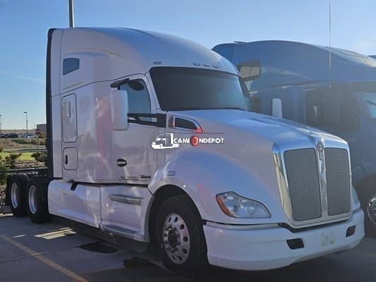 2020 Kenworth T680 Sleeper Trucks