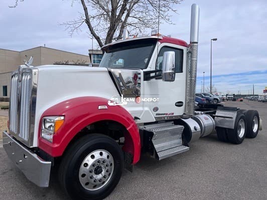 2020 Kenworth  W990 Day Cab Trucks