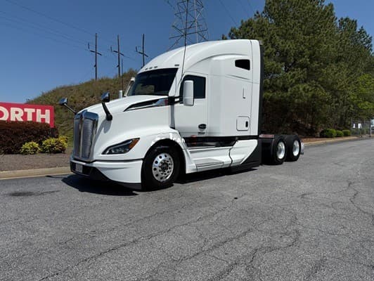 2023 Kenworth T680 Sleeper Trucks
