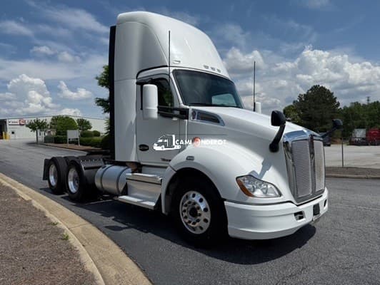 2020 Kenworth T680 Day Cab Trucks