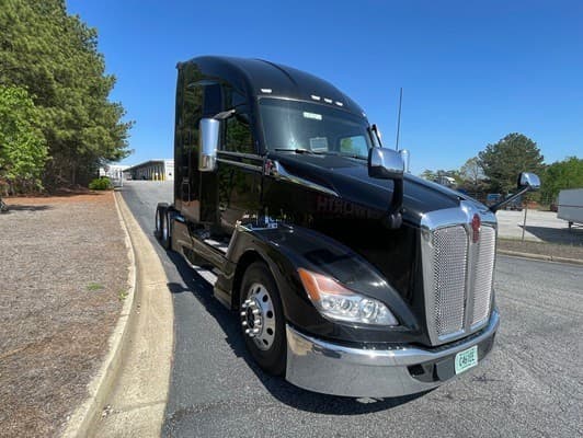 2023 Kenworth T680 Sleeper Trucks