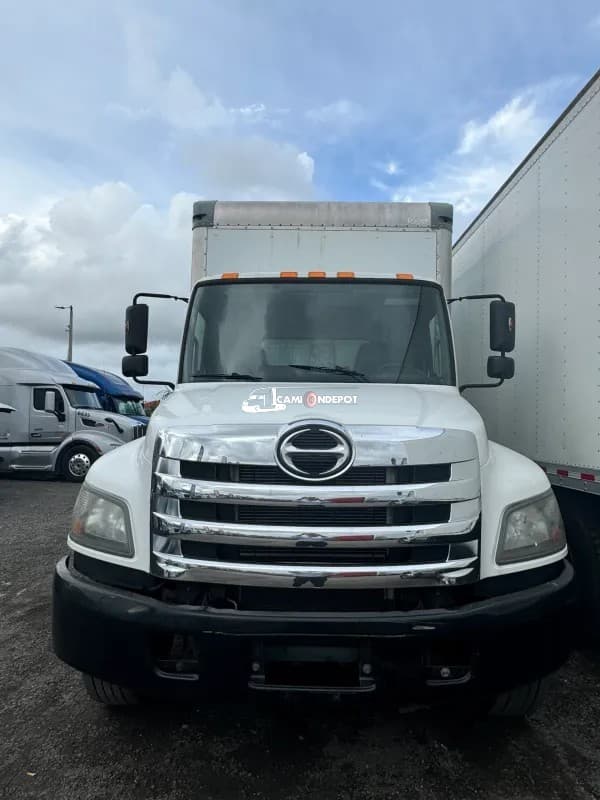2016 Hino 268 Box Trucks