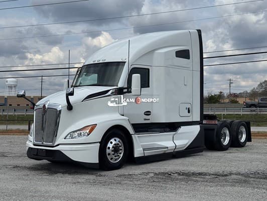 2023 Kenworth T680 Sleeper Trucks