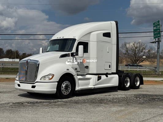 2020 Kenworth T680 Sleeper Trucks