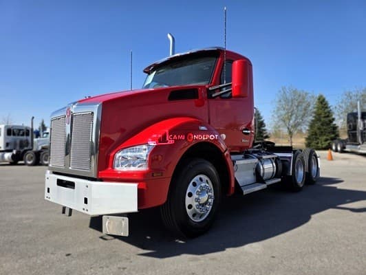 2024 Kenworth T880 Day Cab Trucks