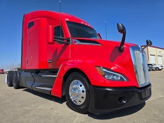 2022 Kenworth T680 Sleeper Trucks