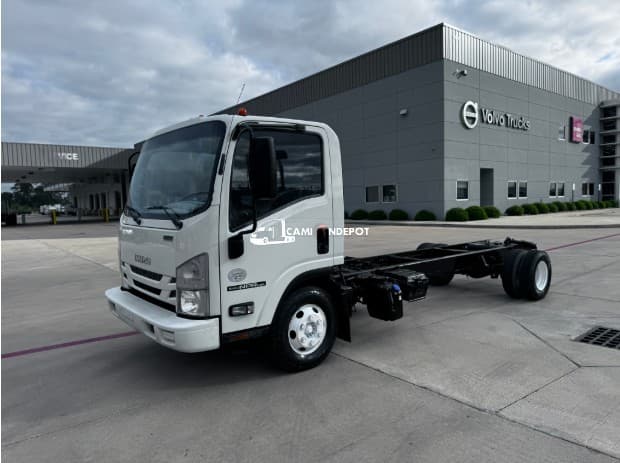 2019 Isuzu NPR HD Cab & Chassis Trucks