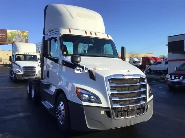 2020 Freightliner CASCADIA  Day Cab Trucks
