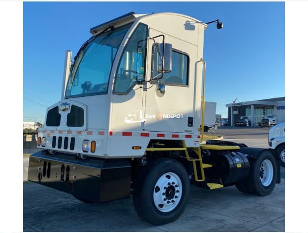 2023 Autocar XSPOTTER ACTT Yard Spotter Trucks