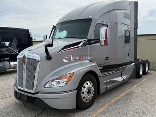 2023 Kenworth T680 Sleeper Trucks