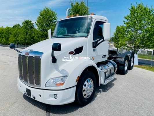 2020 Peterbilt 579 Day Cab Trucks