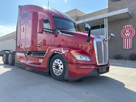 2022 Kenworth T680 Sleeper Trucks