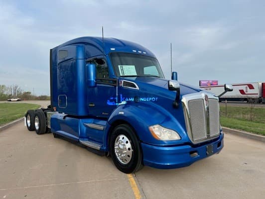 2020 Kenworth T680 Sleeper Trucks
