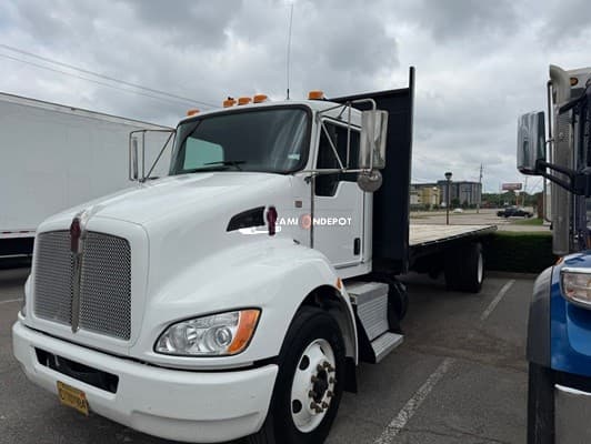 2020 Kenworth T270 Flatbed Trucks