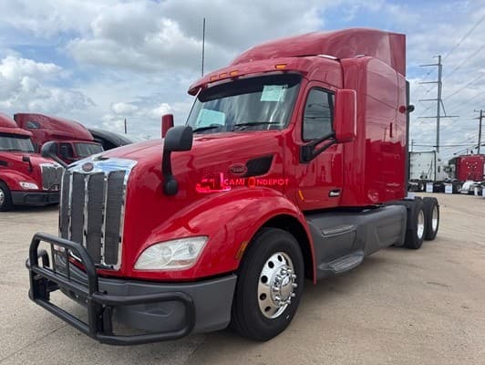 2021 Peterbilt 579 Sleeper Trucks