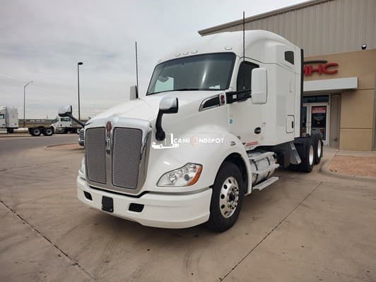 2020 Kenworth T680 Sleeper Trucks