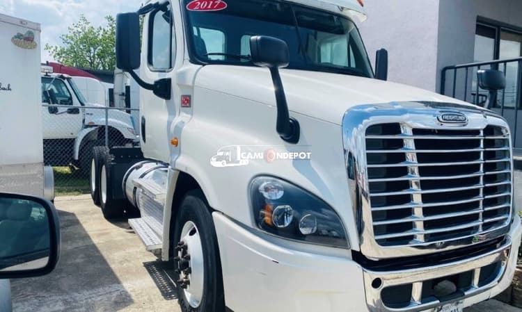 2017 Freightliner  CASCADIA  Day Cab Trucks