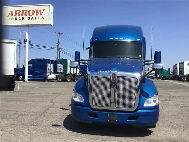 2021 Kenworth T680 Sleeper Trucks