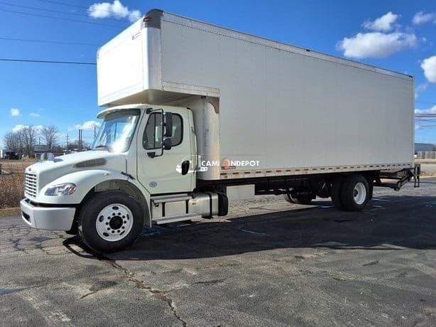 2019 Freightliner BUSINESS CLASS M2 106 Box Trucks