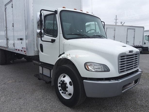 2016 Freightliner BUSINESS CLASS M2 106 Box Trucks