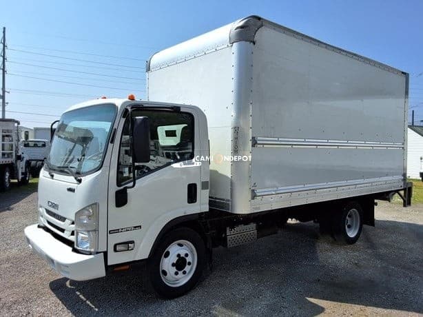 2018 Isuzu NPR HD Box Trucks