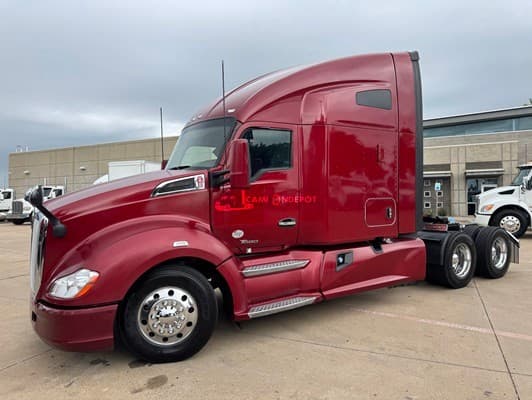 2021 Kenworth T680 Sleeper Trucks