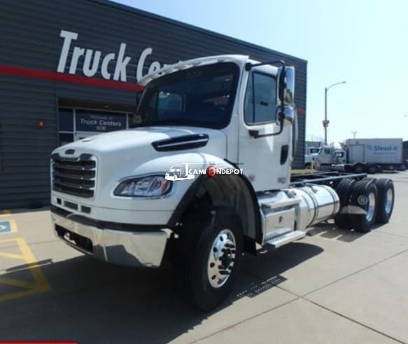 2026 Freightliner BUSINESS CLASS M2 106 PLUS Cab & Chassis Trucks