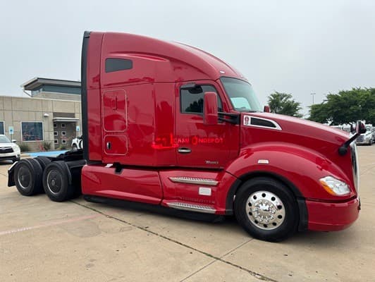 2021 Kenworth T680 Sleeper Trucks