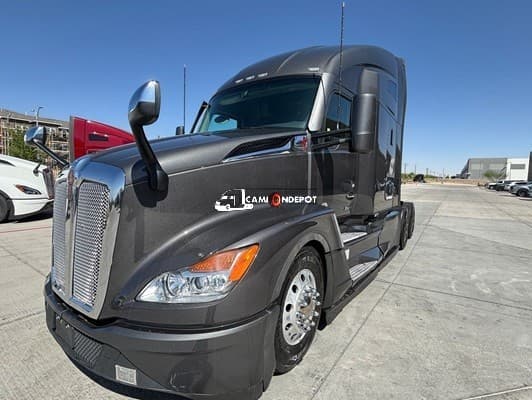 2022 Kenworth T680 Sleeper Trucks