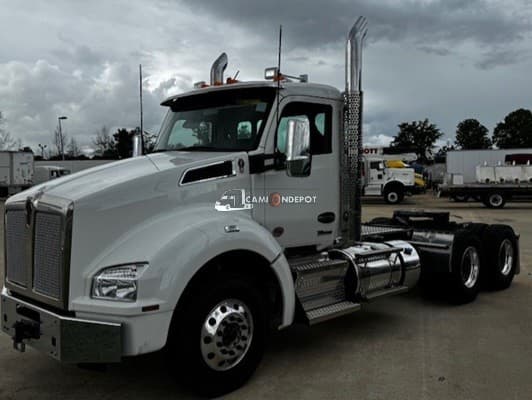 2026 Kenworth T880 Day Cab Trucks