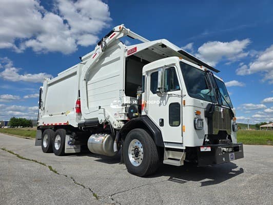 2025 Kenworth L770 Recycling Trucks