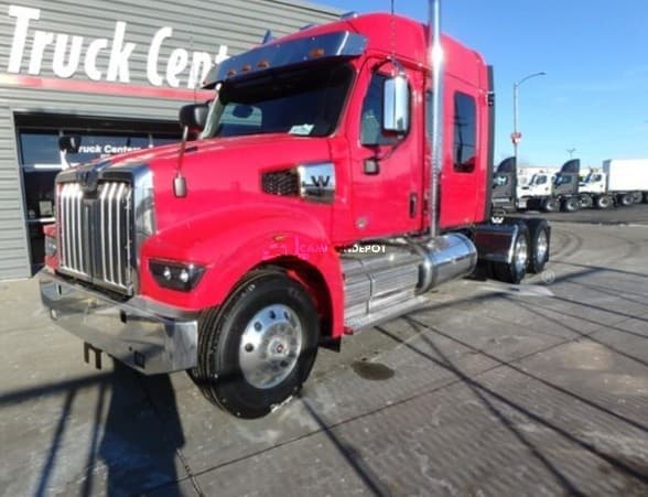 2025 Western Star 49X 72 Sleeper Trucks