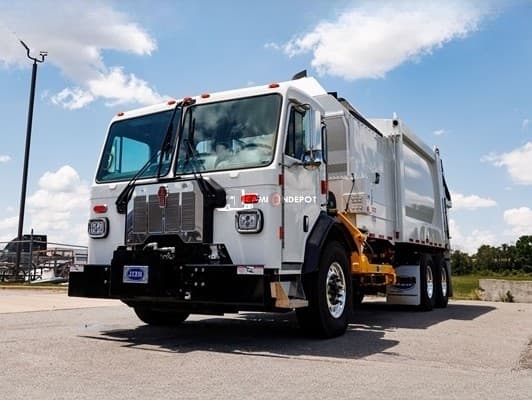 2025 Kenworth L770 Recycling Trucks