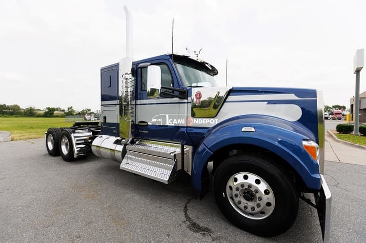 2026 Kenworth  W990 Sleeper Trucks