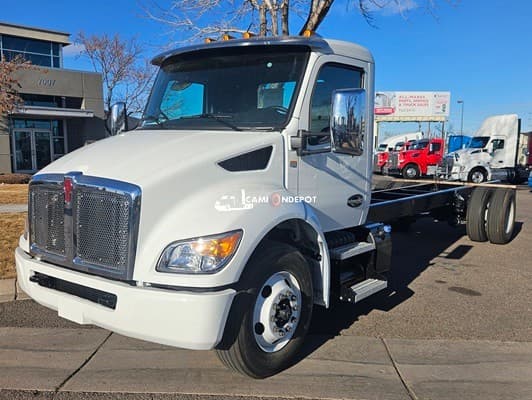2025 Kenworth T280 Cab & Chassis Trucks
