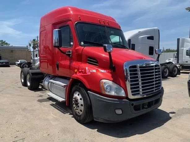 2019 Freightliner CASCADIA 113 Sleeper Trucks