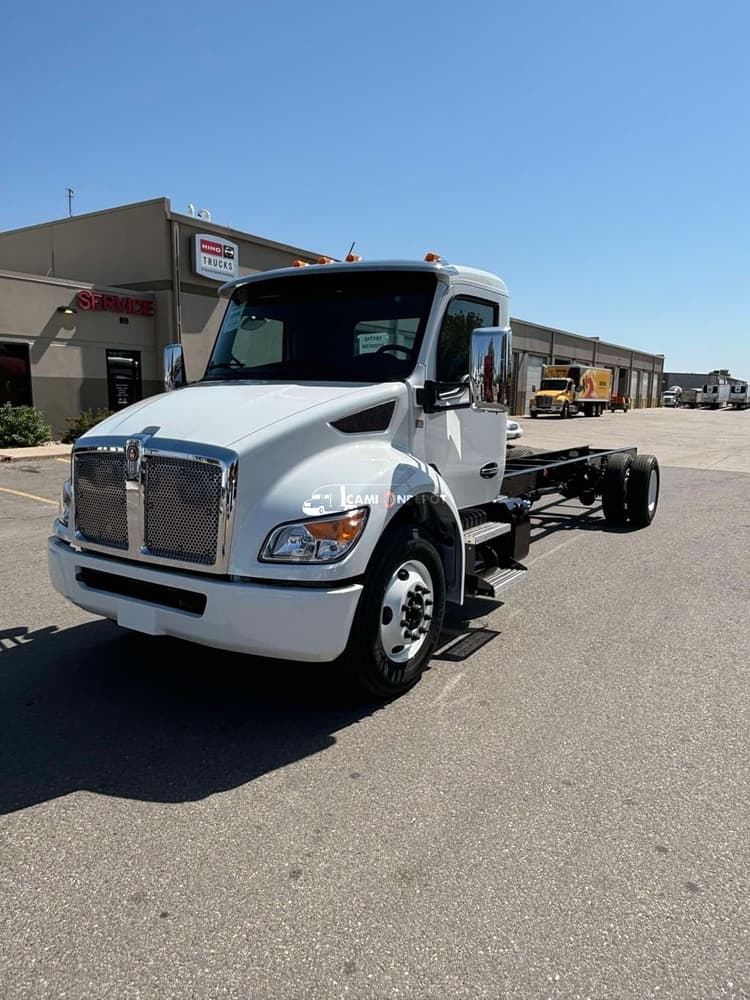 2025 Kenworth T280 Cab & Chassis Trucks