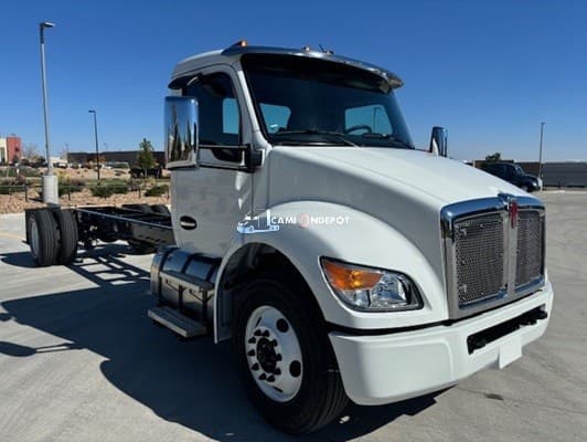 2025 Kenworth  T280 Cab & Chassis Trucks
