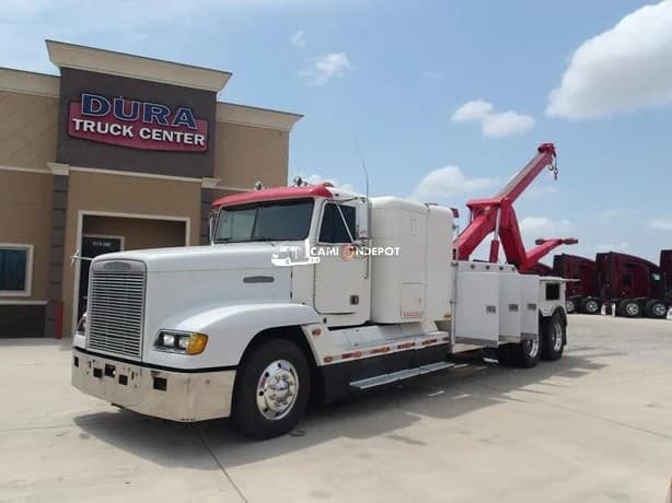 1990 Freightliner FLD120 Tow Trucks