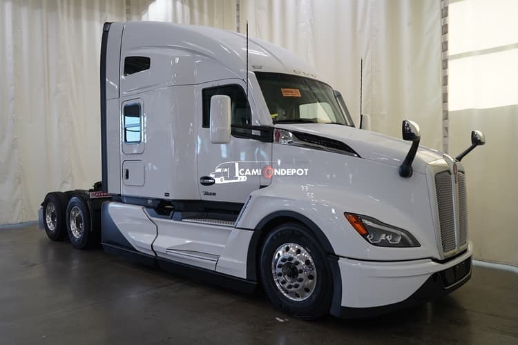2026 Kenworth T680 Sleeper Trucks