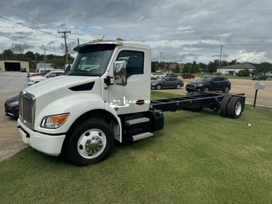 2025 Kenworth T280 Cab & Chassis Trucks