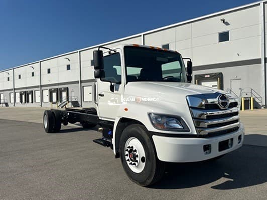2025 Hino  L6 Cab & Chassis Trucks