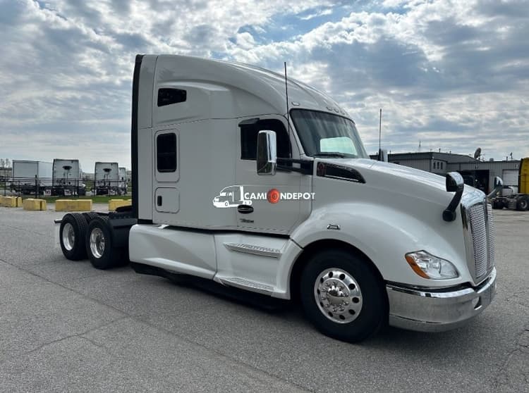 2022 Kenworth T680 Sleeper Trucks