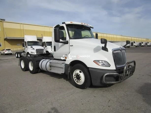 2018 International LT Day Cab Trucks